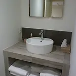 Pensionat La Pierre D'eau 3*